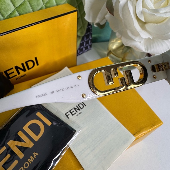 FENDI Sunglasses- White - Picture 3 of 8